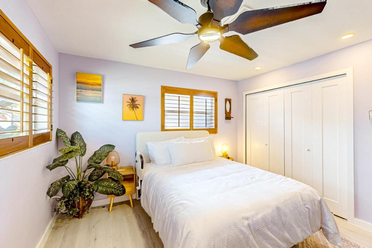 ליבוניה Purple Pelican Cottage מראה חיצוני תמונה